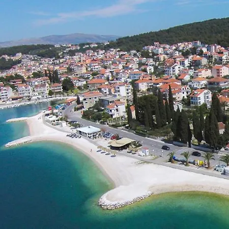 With Heated Pool, 빌라