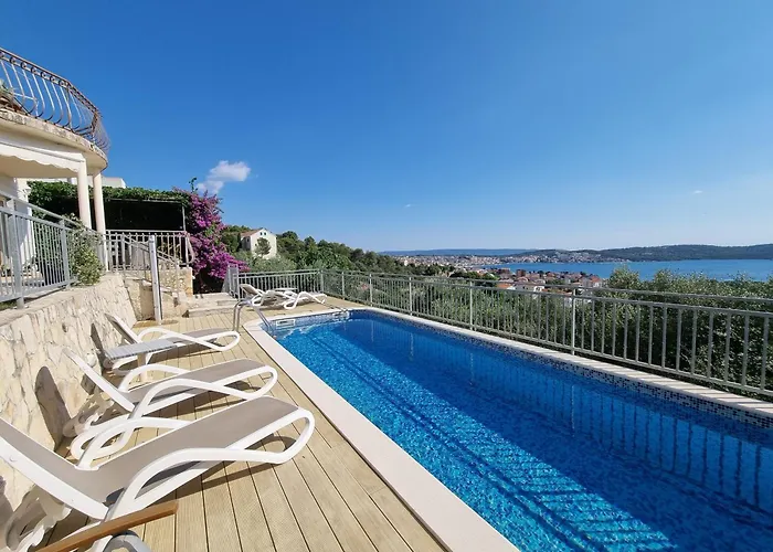 With Heated Pool,